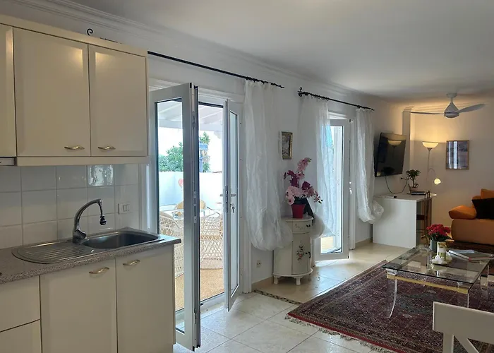 Schönes - Ruhig - Aussenpool *