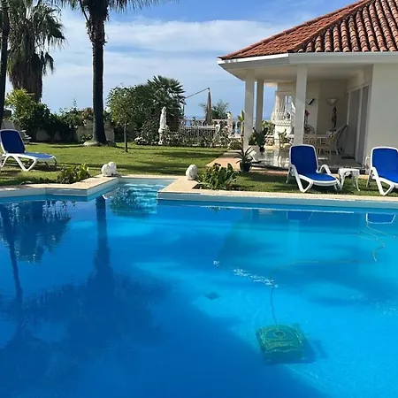 Schoenes - Ruhig - Aussenpool * La Orotava